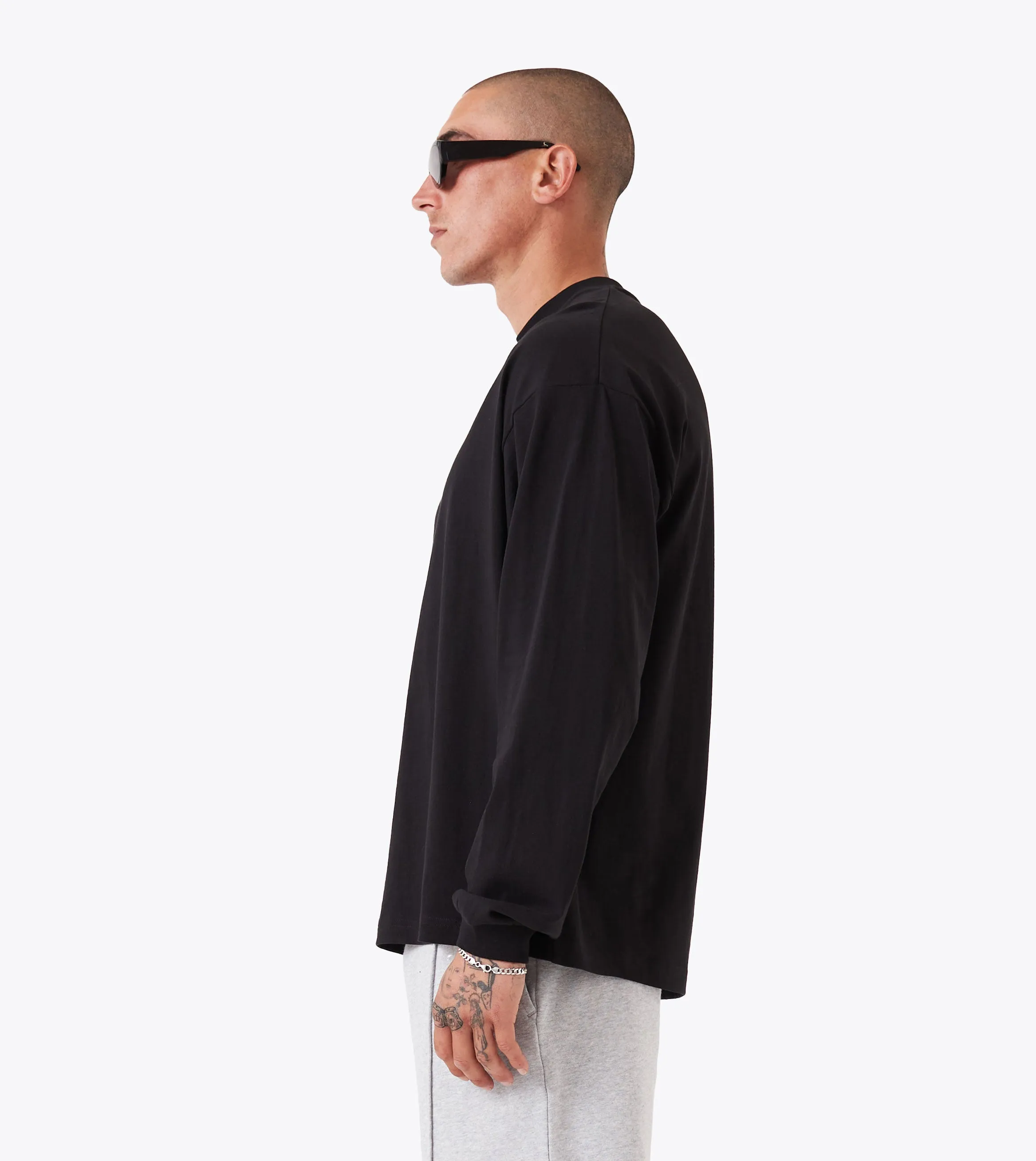 Box    LS Tee Black