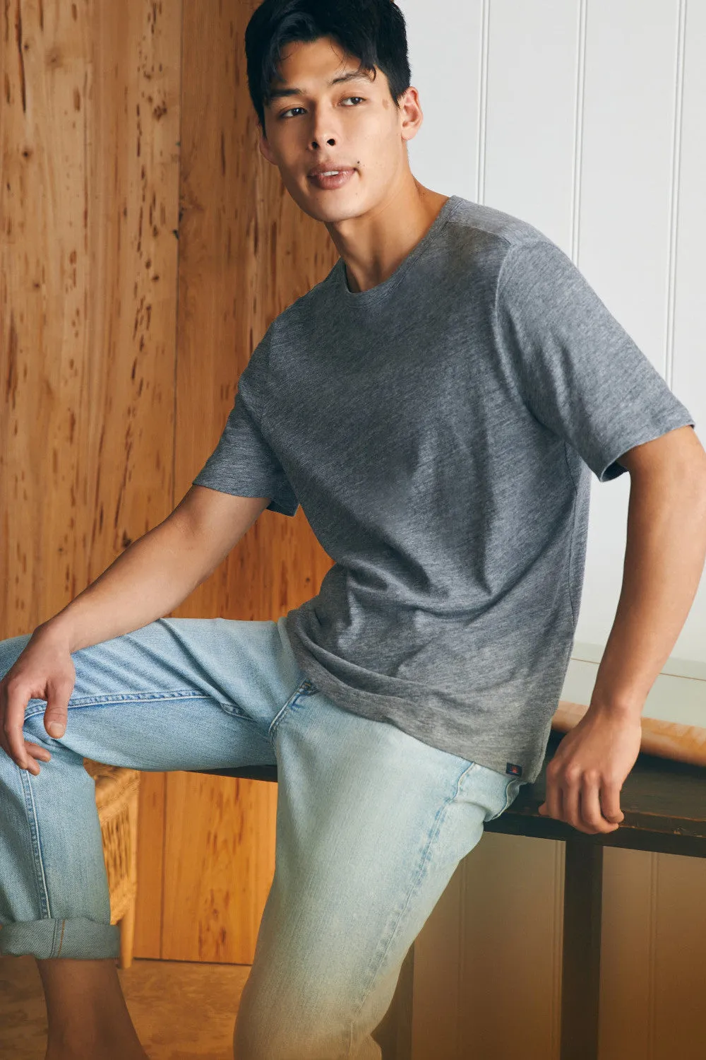 Faherty Short-Sleeve Vintage Chambray Tee in Mineral Grey Heather