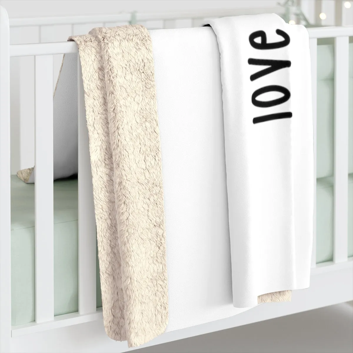 IAC  Home & Livings- Blankets  / Sherpa Fleece Blanket / Love the skin i_m in black